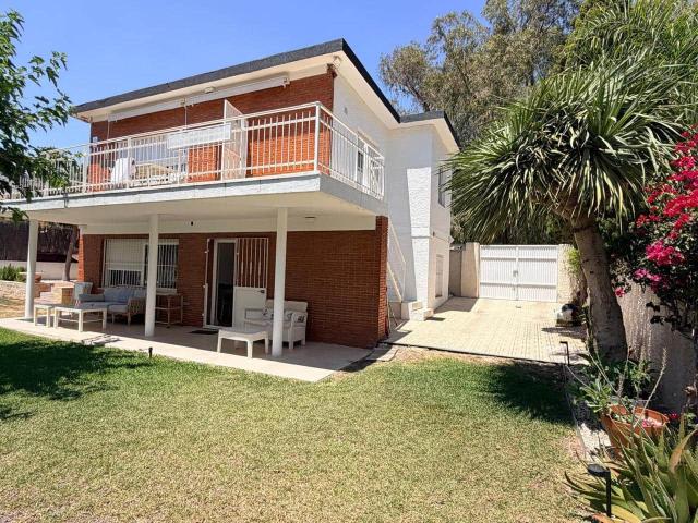 Casa en alquiler en l'Alacantí, Valencia