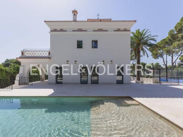 Casa en alquiler en Campolivar, Godella
