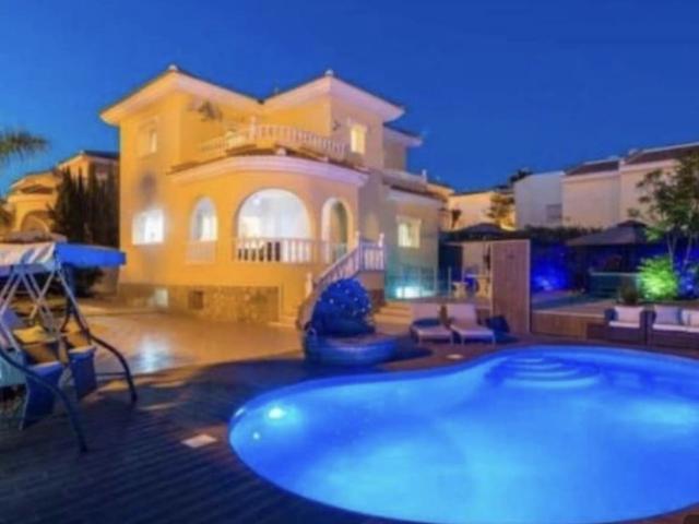 Casa en alquiler en Urbanización Doña Pepa, el Baix Segura / La Vega Baja