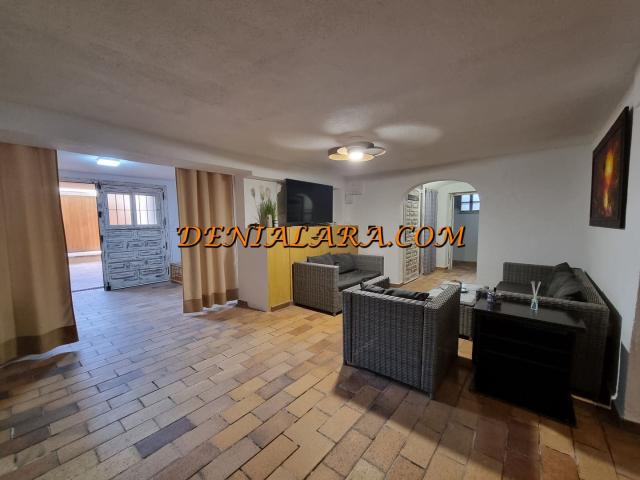 Casa en alquiler en Barri les Roques, la Marina Alta