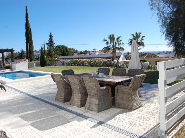 Casa en alquiler en Los Boliches, Costa del Sol Occidental