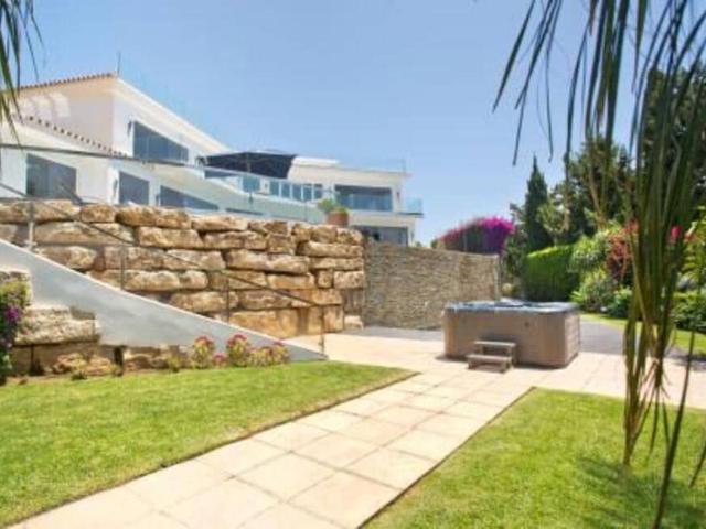 Casa en alquiler en Artola, Costa del Sol Occidental