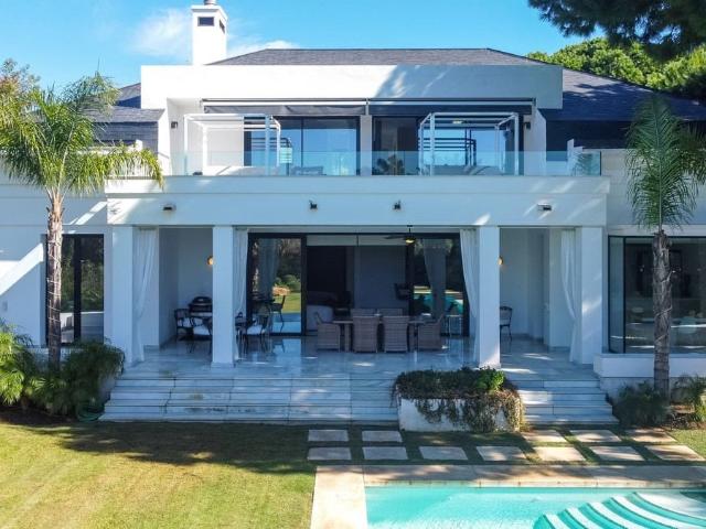 Casa en alquiler en Rícmar, Costa del Sol Occidental