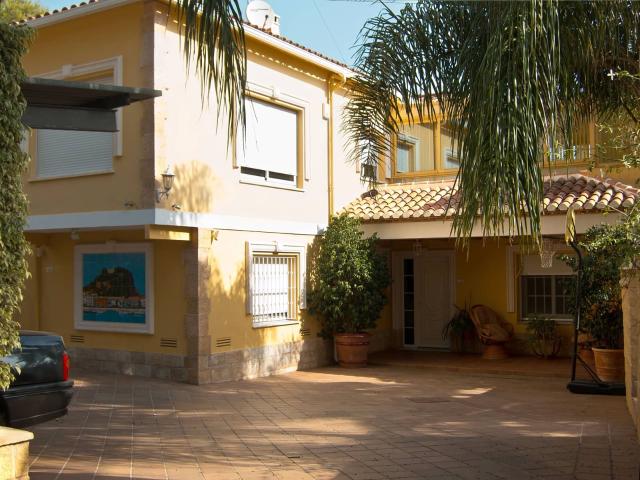Casa en alquiler en les Rotes, la Marina Alta