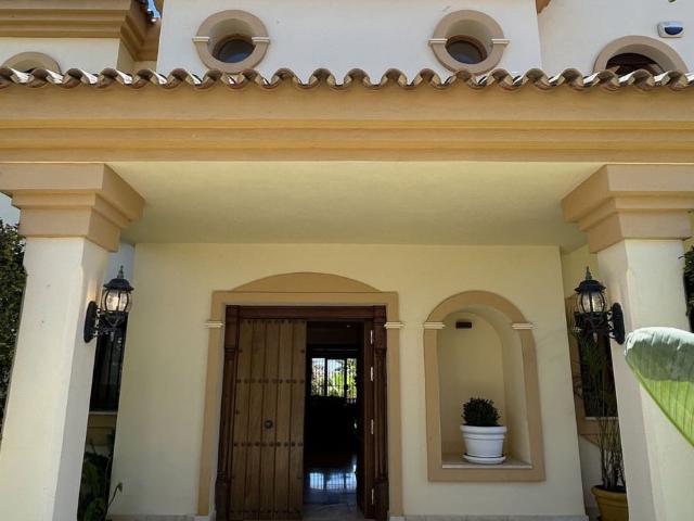 Casa en alquiler en Rícmar, Costa del Sol Occidental