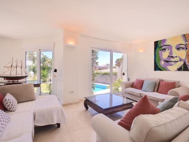 Casa en alquiler en Artola, Costa del Sol Occidental