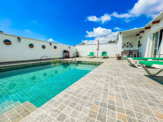Casa en alquiler en La Axarquía, Andalucía