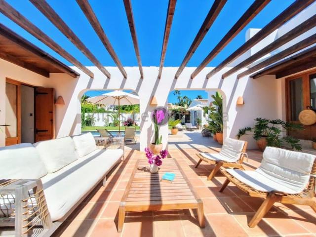 Casa en alquiler en la Marina Alta, Valencia