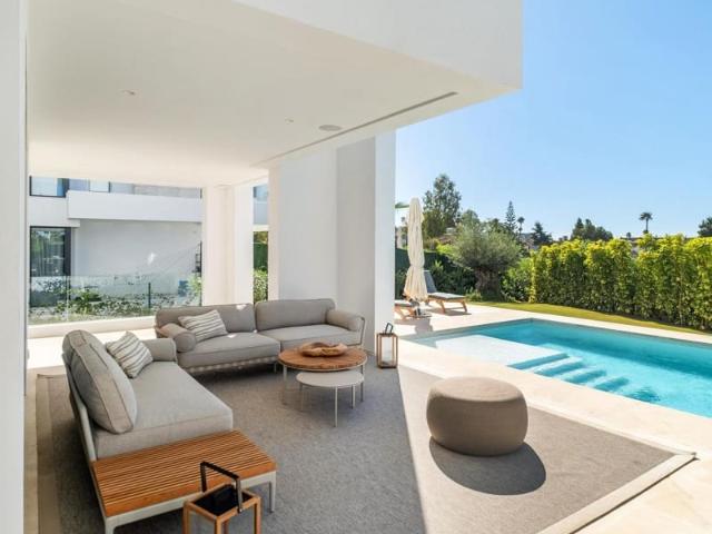 Casa en alquiler en Resinera-Voladilla, Costa del Sol Occidental