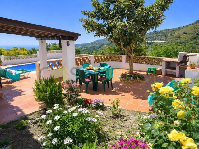 Casa en alquiler en Torrox Park, La Axarquía