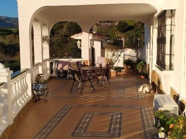 Casa en alquiler en Torrox Park, La Axarquía