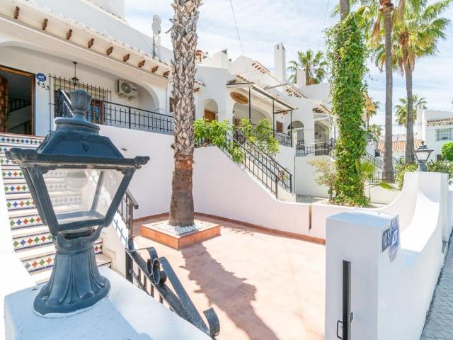 Casa en alquiler en Villa Martín, Orihuela
