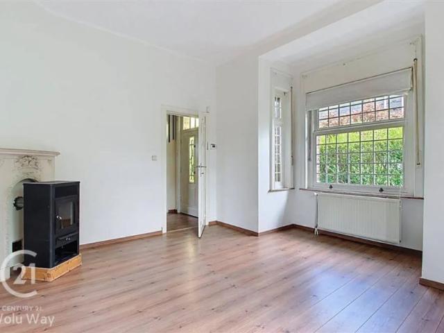 Maison location à Woluwe-Saint-Pierre - Sint-Pieters-Woluwe, Brussel-Hoofdstad - Bruxelles-Capitale