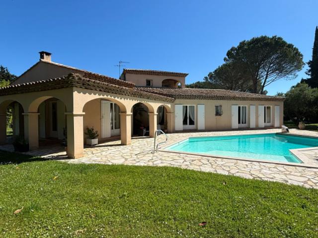 Maison vente à Nîmes, Gard