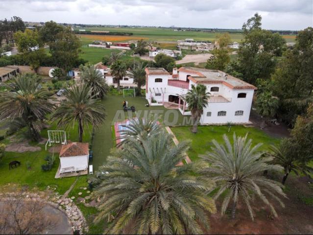 Propriété location à Anfa, Gharb-Chrarda-Beni Hssen