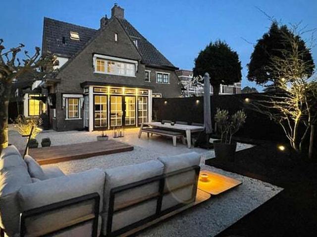 Woning te huur in Laren, Noord Holland