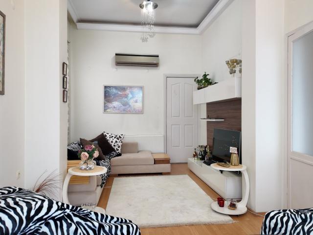 Konak, İzmir içerisinde satılık Villa