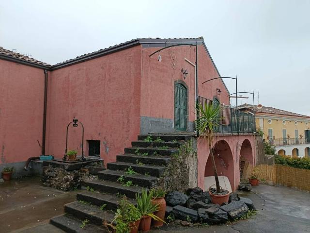Villa Indipendente in affitto a Acireale, Sicilia