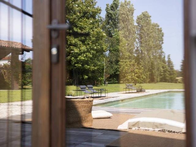 Villa Indipendente in affitto a Piemonte, Novara