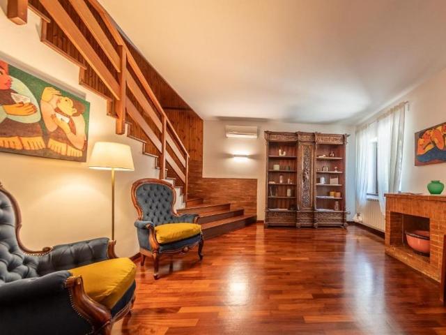 Villa Indipendente in affitto a Aiello Del Sabato, Campania