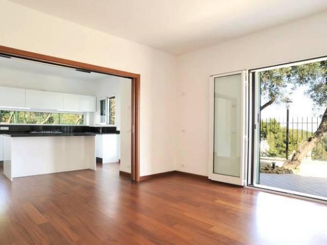 Villa Indipendente in vendita a Moglio, Alassio