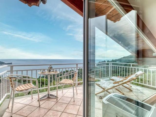 Villa Indipendente in affitto a Alassio, Savona