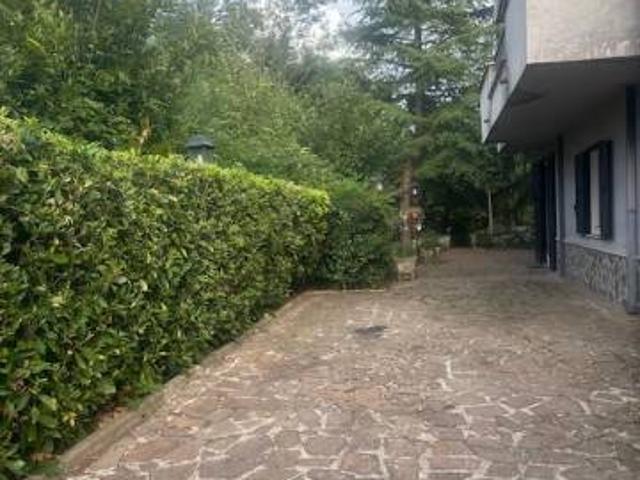 Villa Indipendente in affitto a Alatri, Lazio
