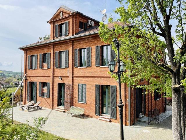 Villa Indipendente in vendita a Piemonte, Alessandria