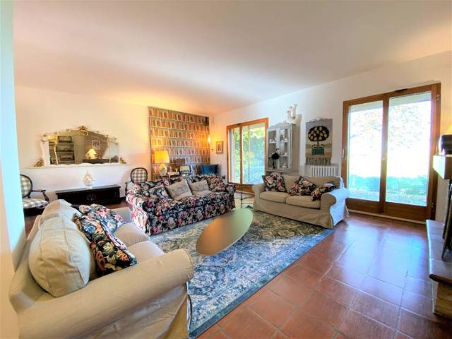 Villa Indipendente in affitto a Marche, Ancona