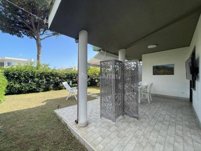 Villa Indipendente in affitto a Lido di Enea, Roma Capitale
