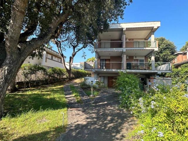 Villa Indipendente in affitto a Lido di Enea, Roma Capitale