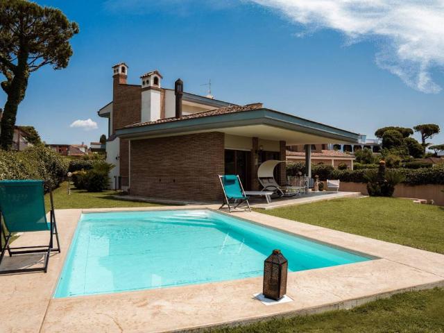 Villa Indipendente in affitto a Lido di Enea, Roma Capitale