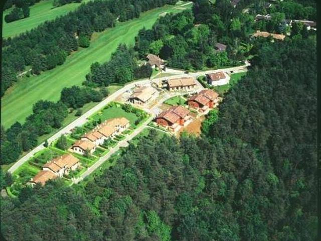 Villa Indipendente in affitto a Appiano Gentile, Lombardia