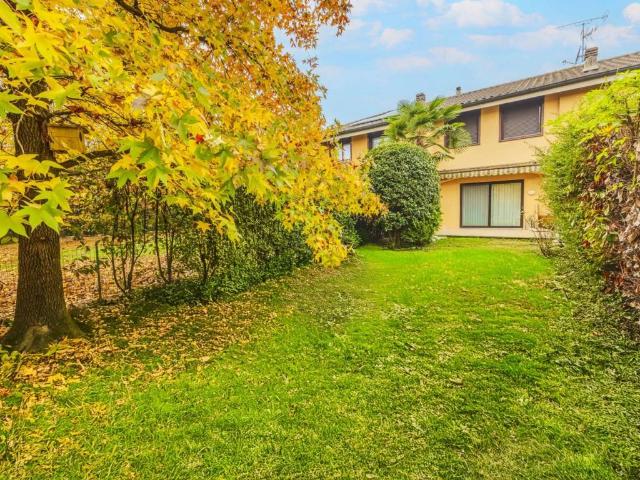 Villa Indipendente in affitto a Sant'Anna, Arese