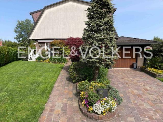 Villa Indipendente in affitto a Bollate, Lombardia