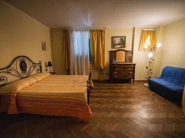 Villa Indipendente in affitto a Palazzo Del Pero, Toscana