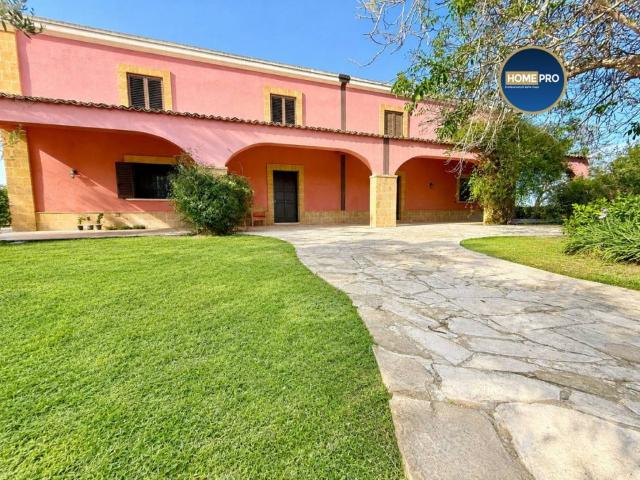 Villa Indipendente in affitto a Augusta, Sicilia