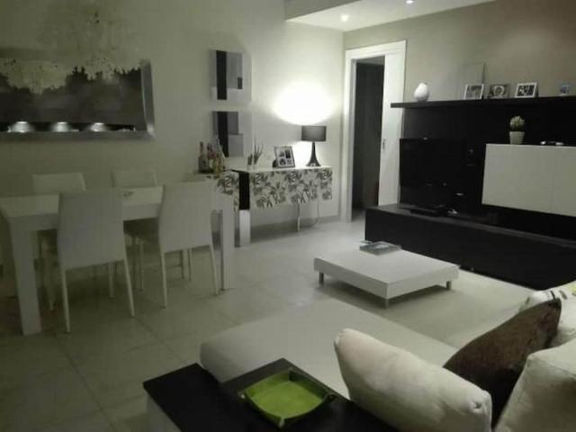 Villa Indipendente in affitto a Avola, Sicilia