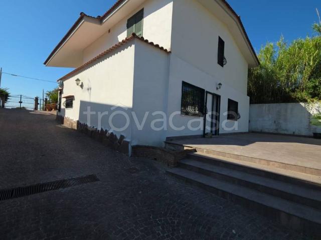 Villa Indipendente in affitto a Bacoli, Campania