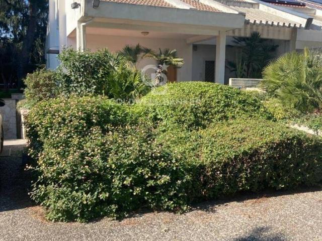 Villa Indipendente in affitto a Carbonara di Bari, Bari