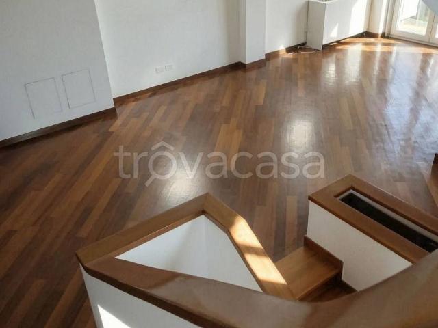 Villa Indipendente in affitto a Milano 3, Basiglio
