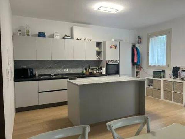 Villa Indipendente in affitto a Privà, Bassano Del Grappa