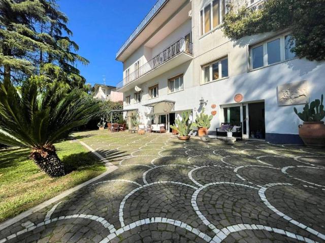 Villa Indipendente in affitto a Pacevecchia, Benevento