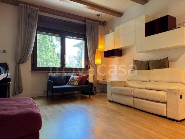Villa Indipendente in affitto a Città Alta, Bergamo