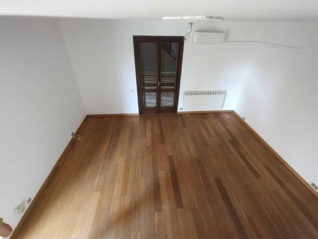 Villa Indipendente in affitto a Bernate Ticino, Lombardia