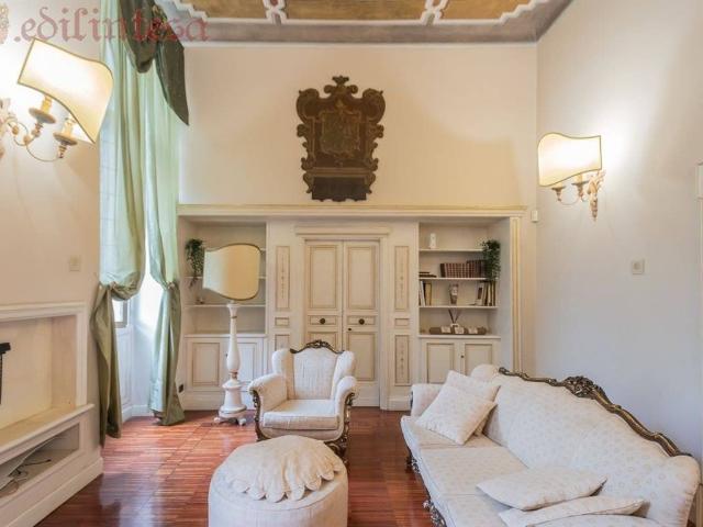 Villa Indipendente in affitto a Montesiro, Besana In Brianza