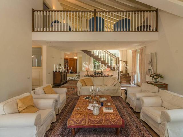 Villa Indipendente in affitto a Bogno, Besozzo