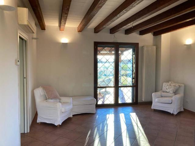 Villa Indipendente in affitto a Borgo Panigale-Reno, Bologna