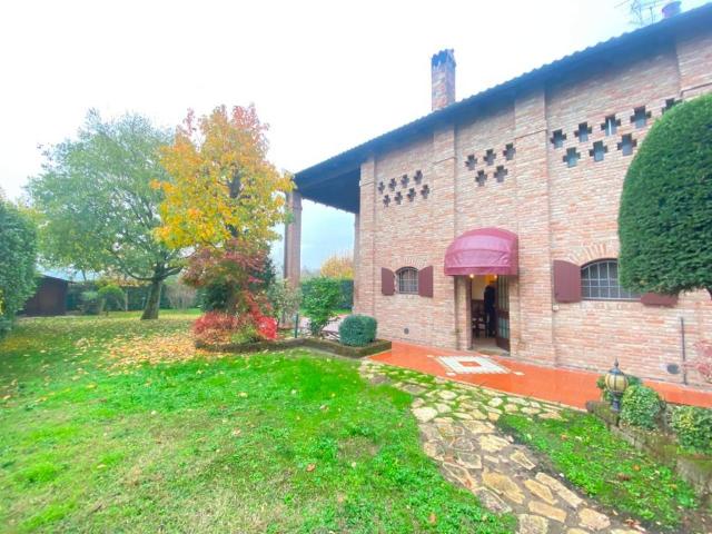 Villa Indipendente in affitto a Casteldebole, Bologna