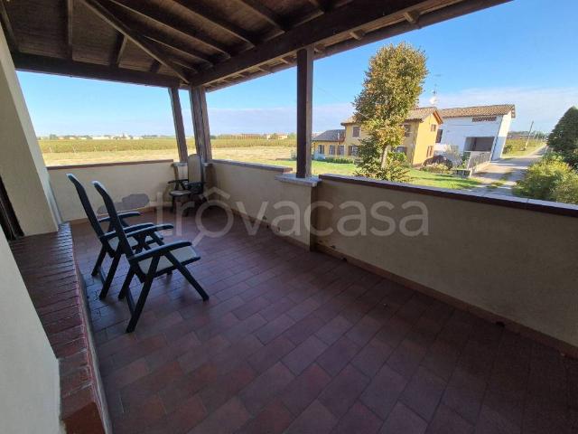 Villa Indipendente in affitto a Bomporto, Modena